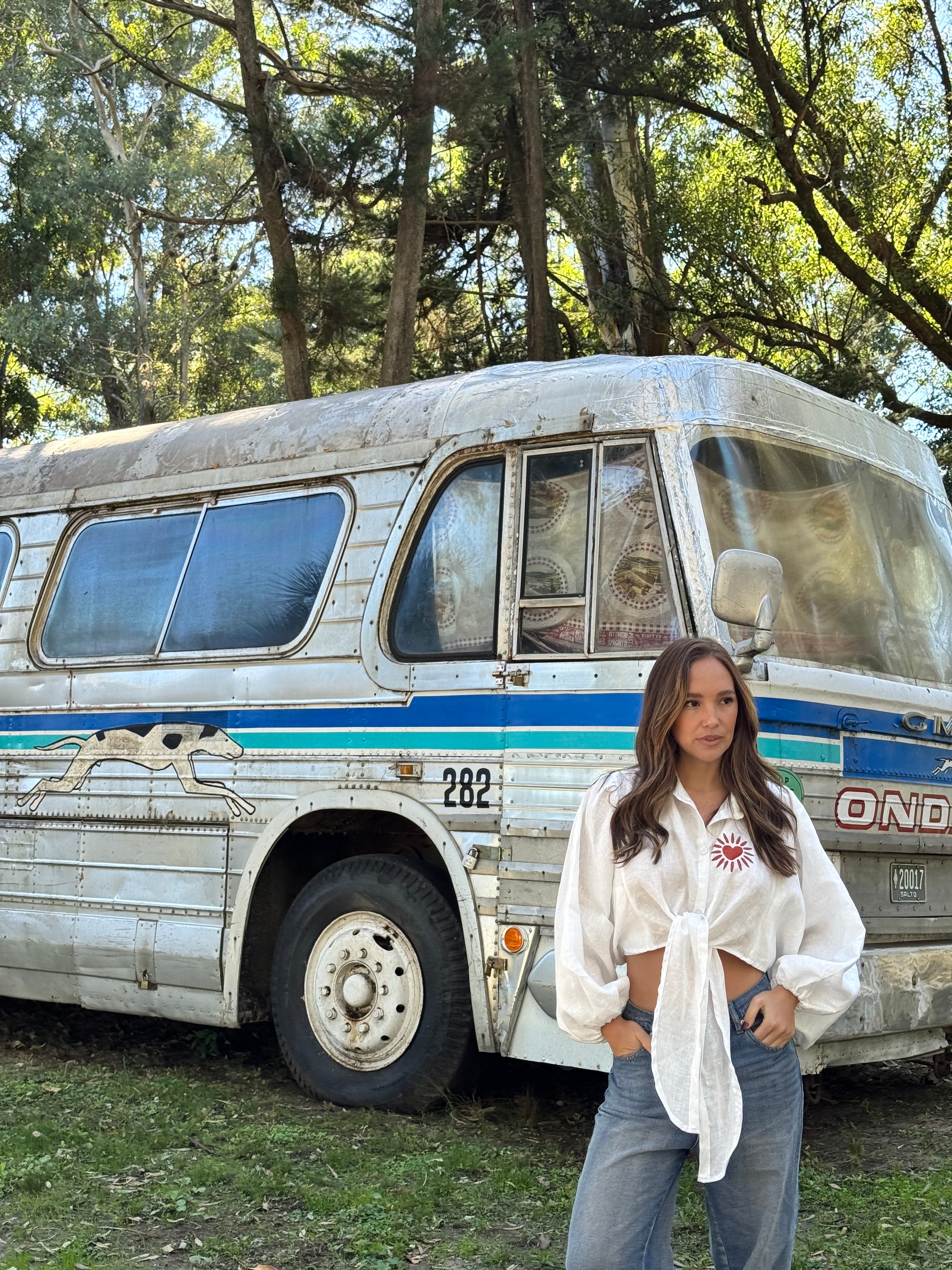 Camisa Santorini Bordada