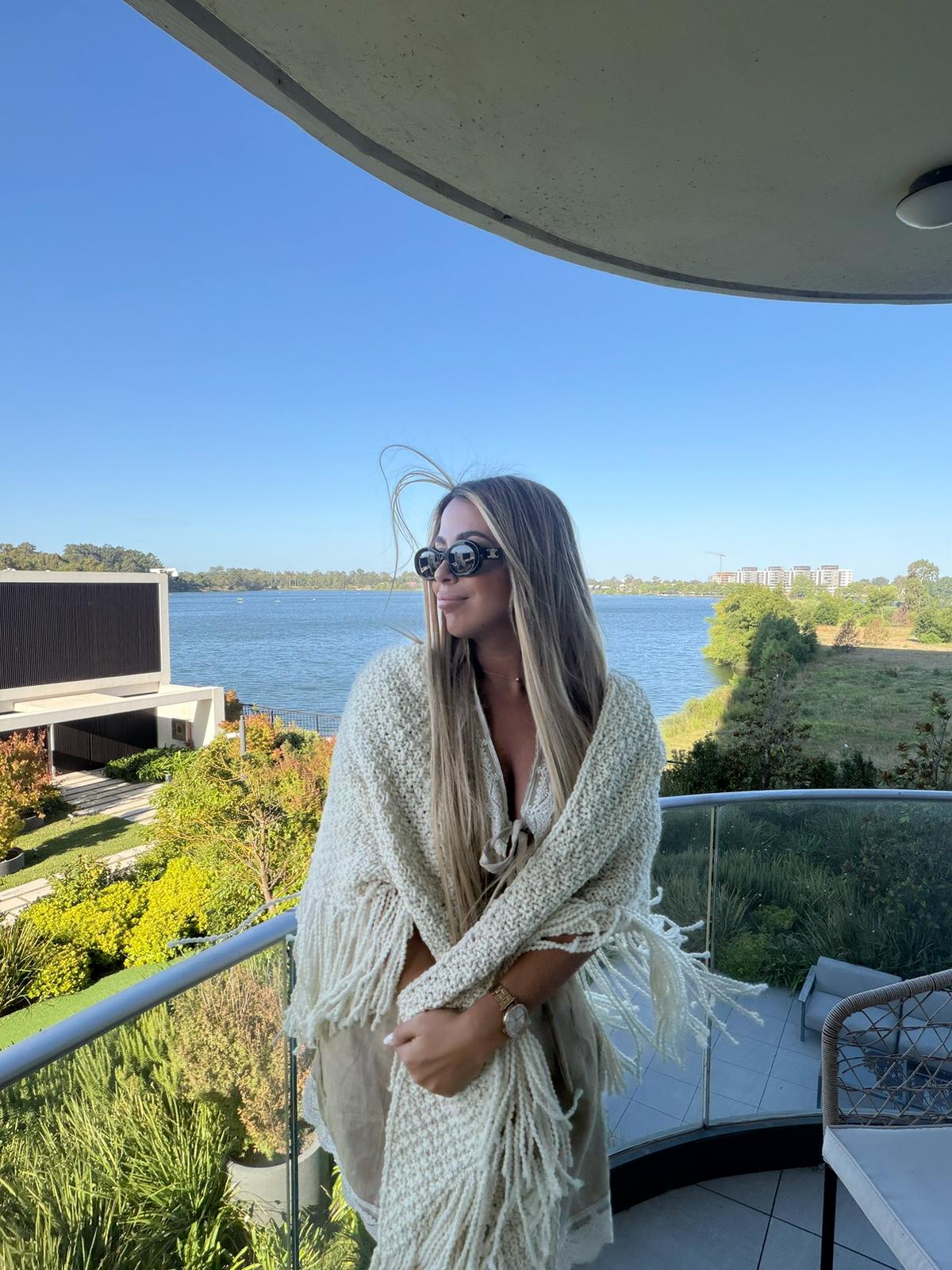 Ruana Brunella - Crudo