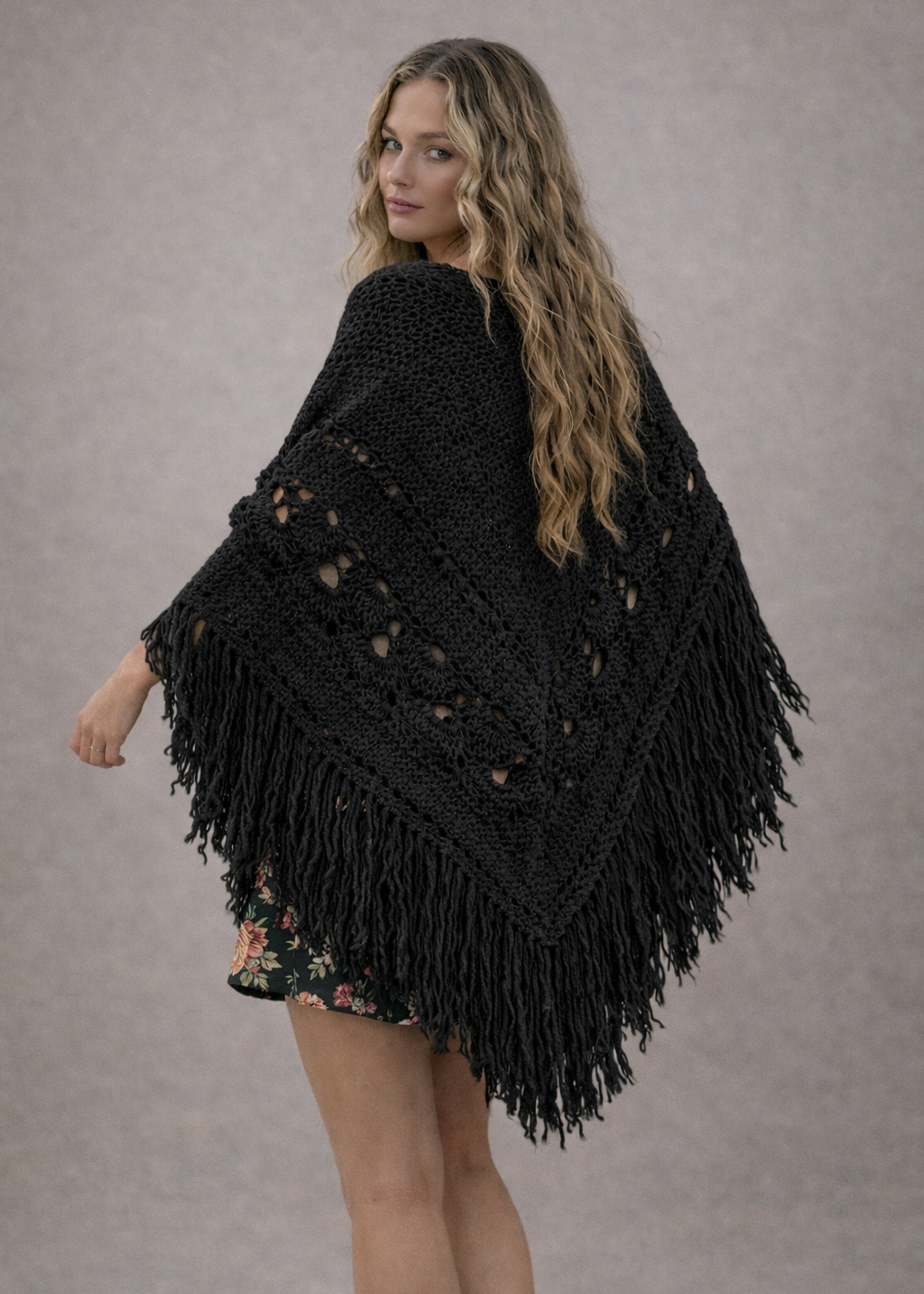 Ruana Ginebra - Negro